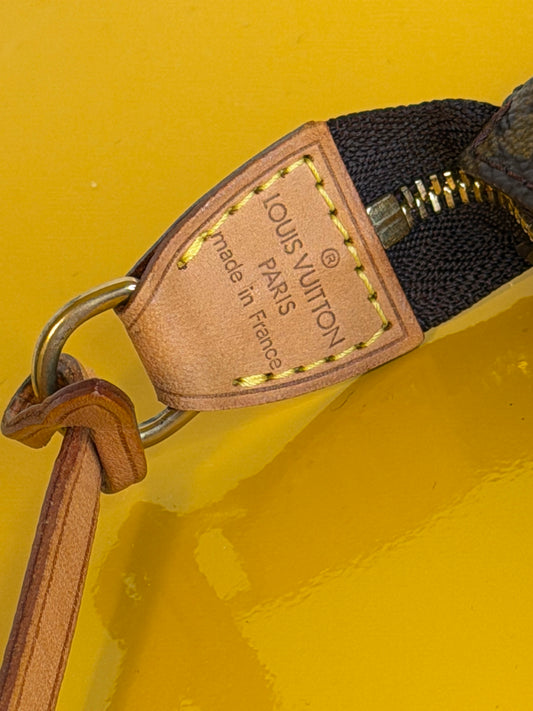 Louis Vuitton Pochette accessoire