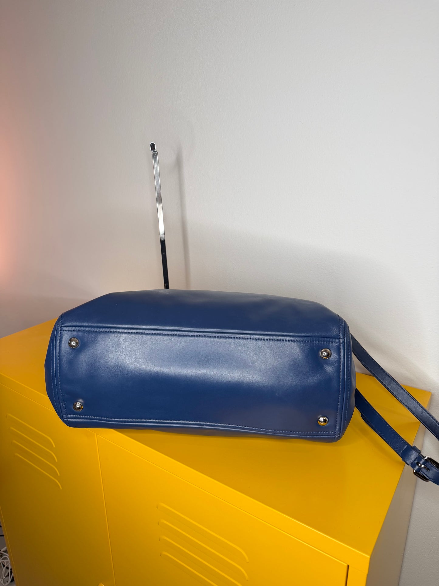 Prada soft calf blu