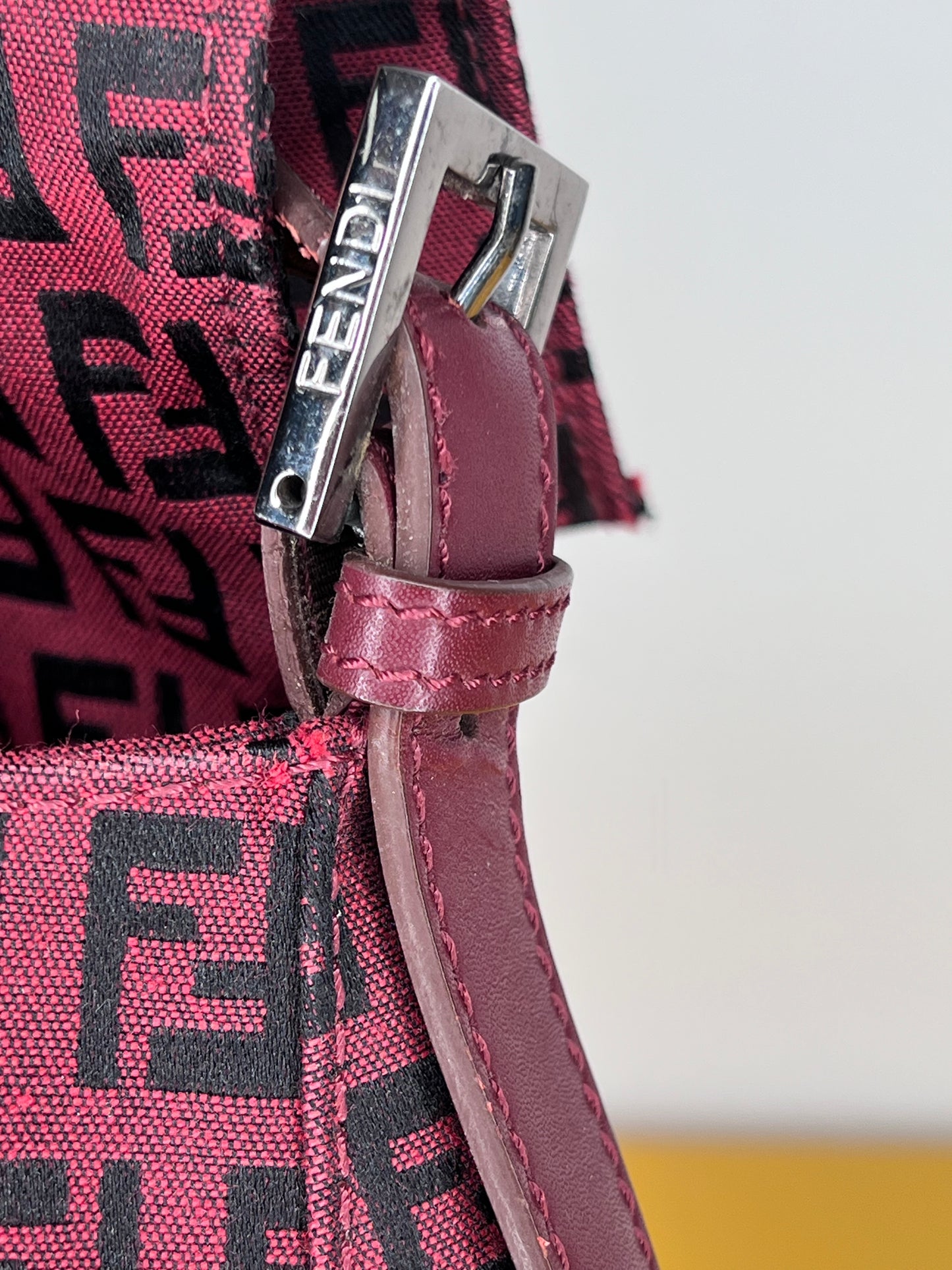 Fendi Mamma Baguette Bordeaux
