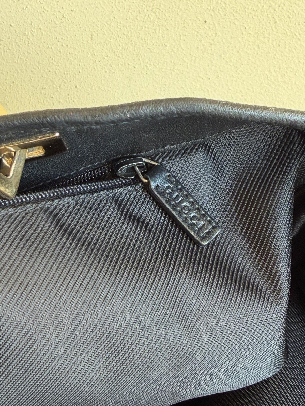 Gucci mini tote