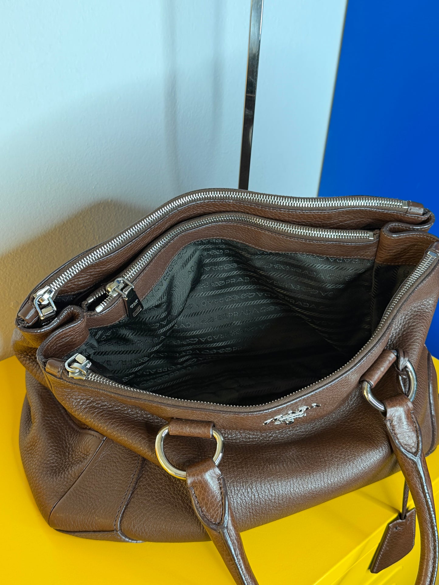 Prada tote chocolate