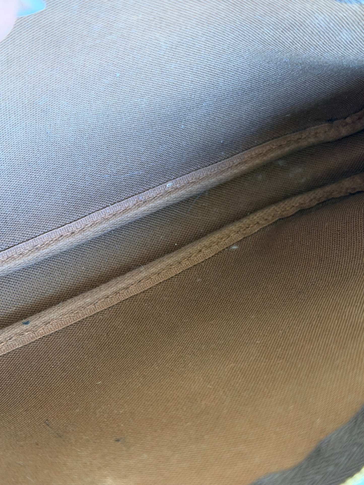 Louis Vuitton Pochette acessoire