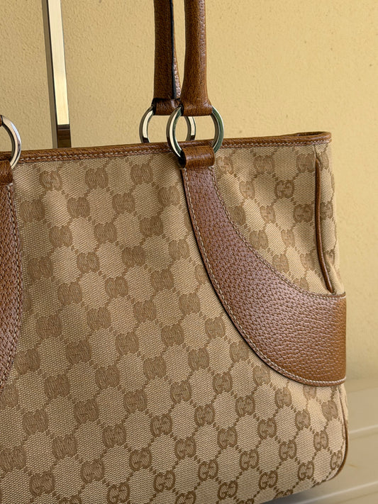 Gucci tote beige