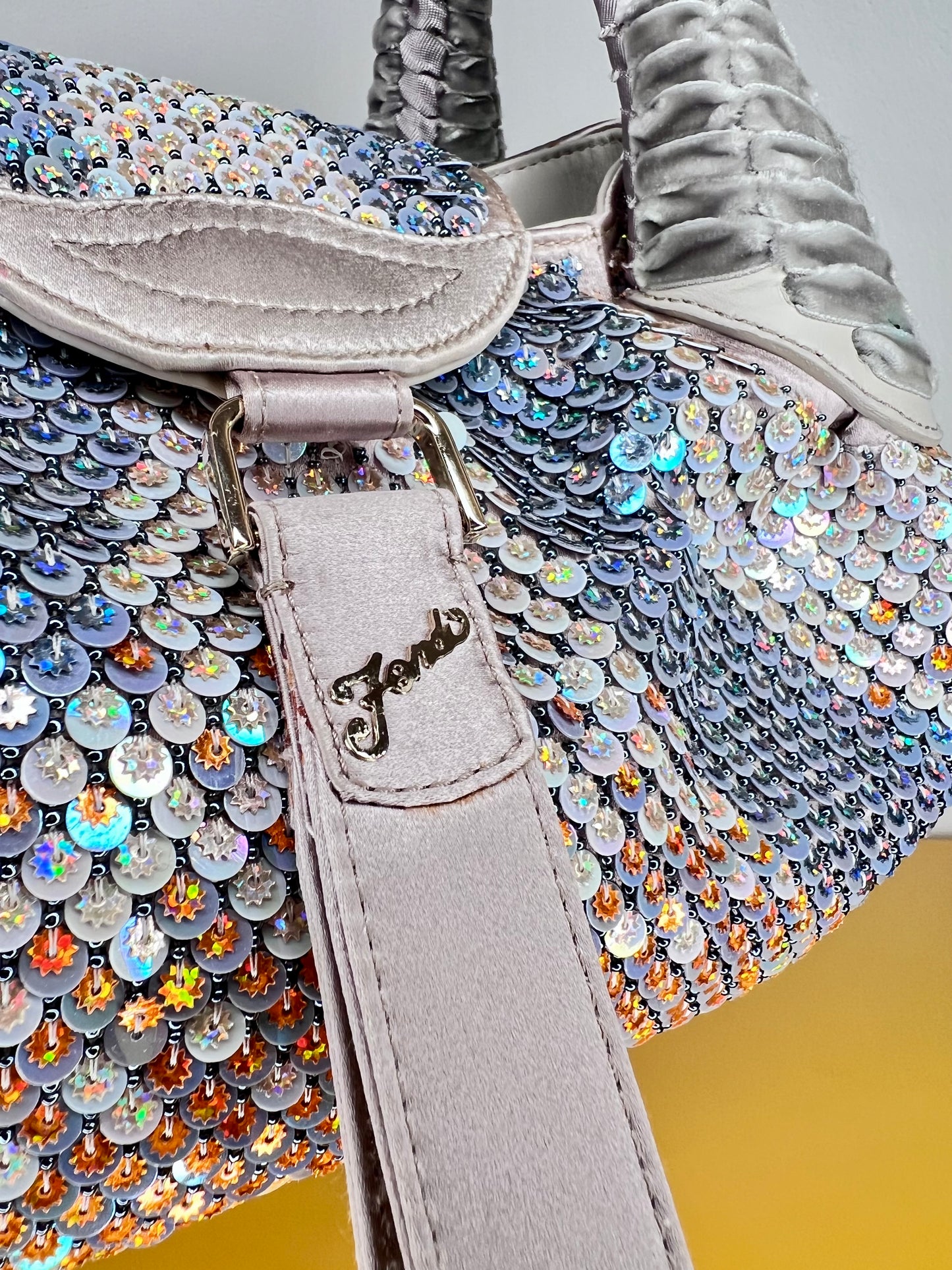 Fendi Spy Bag in raso con paillettes