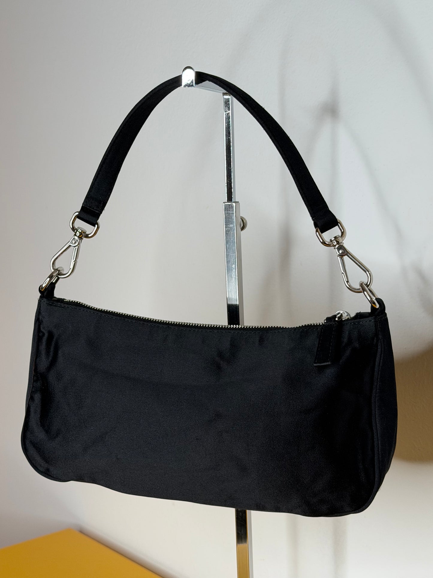 Prada Pochette raso