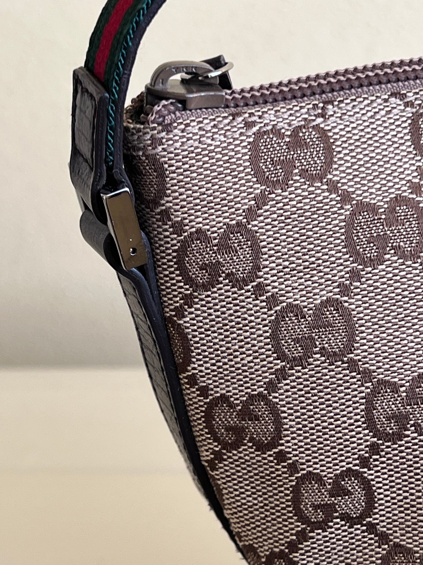 Gucci boat bag classic monogram