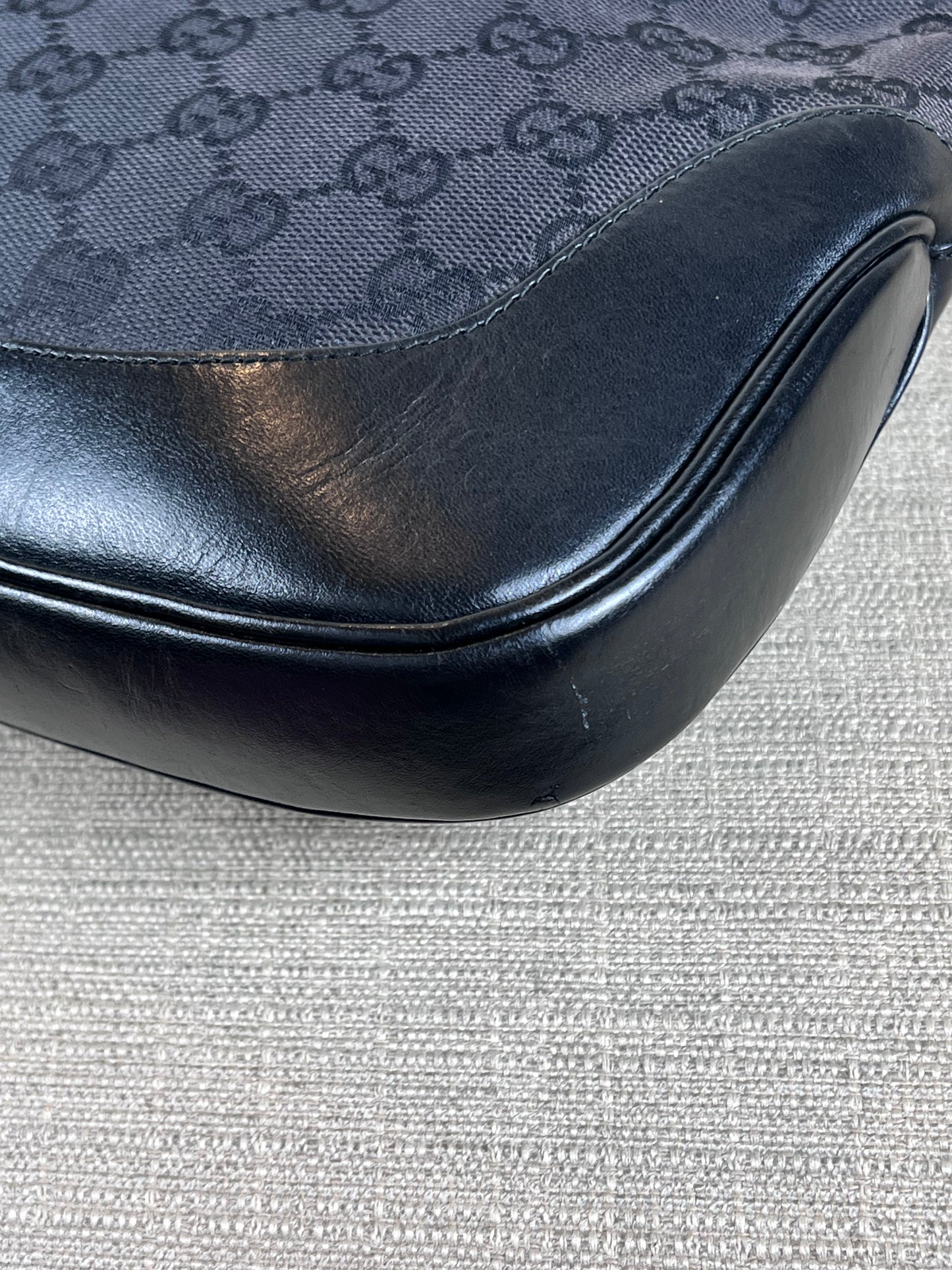 Gucci Jackie black