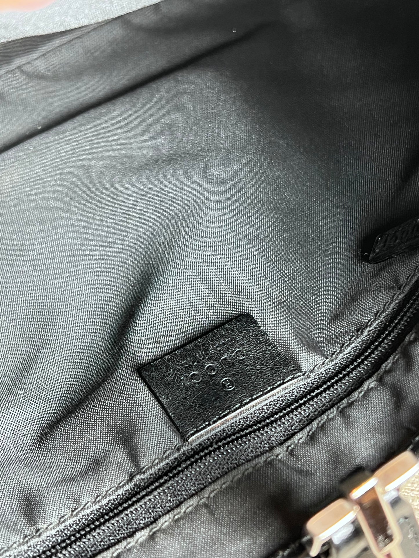 Gucci Jackie black