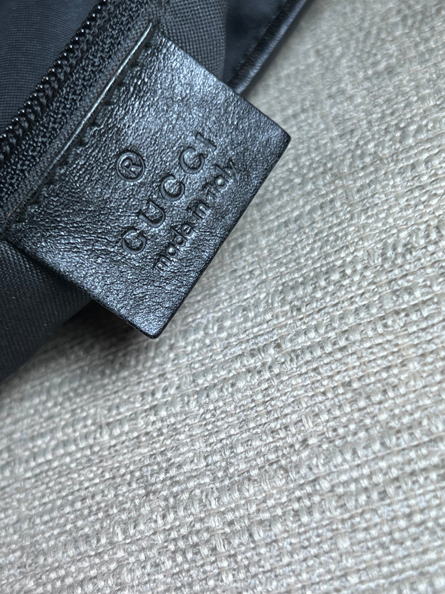 Gucci Jackie black