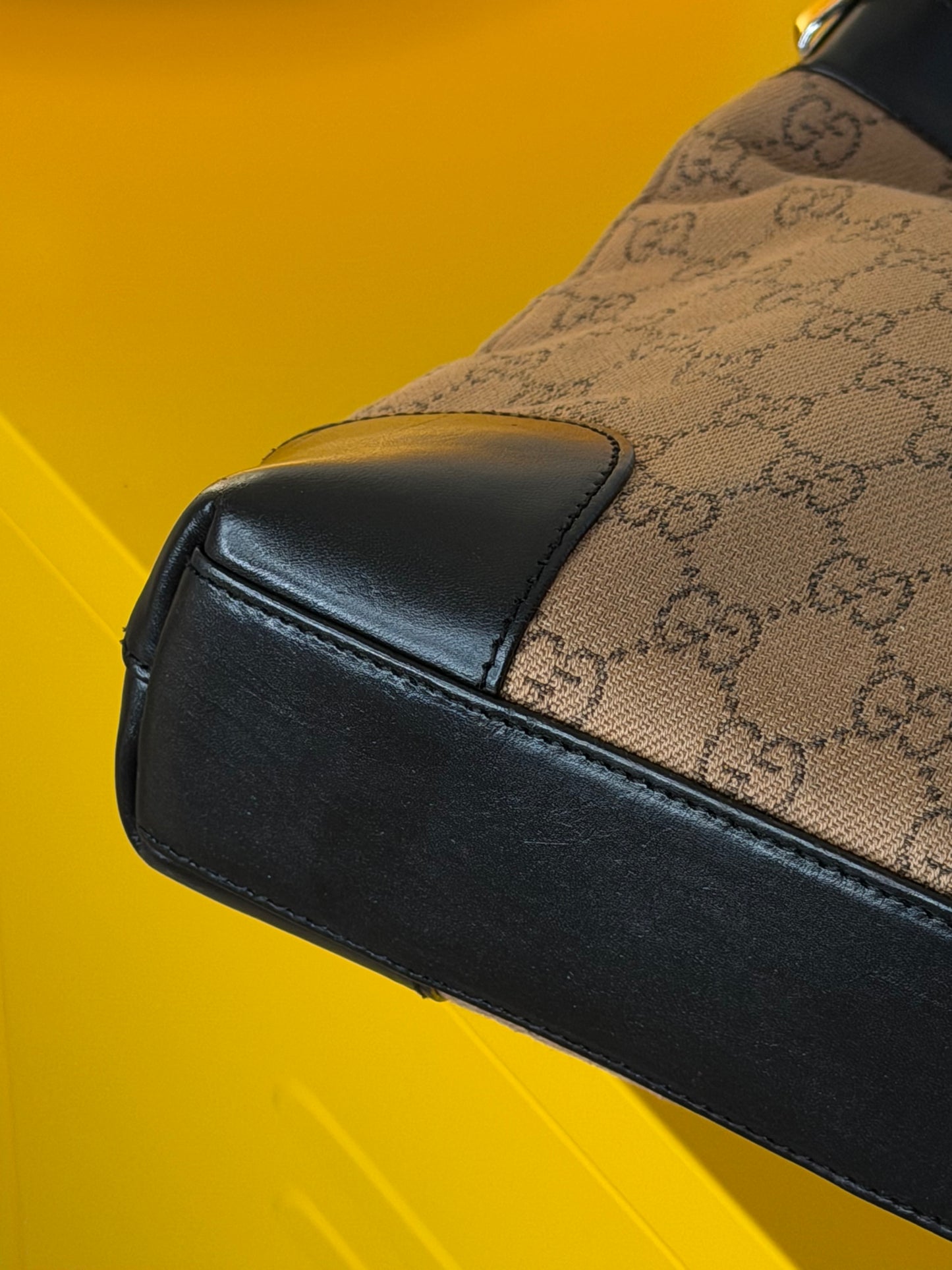 Gucci Hobo Tom Ford beige