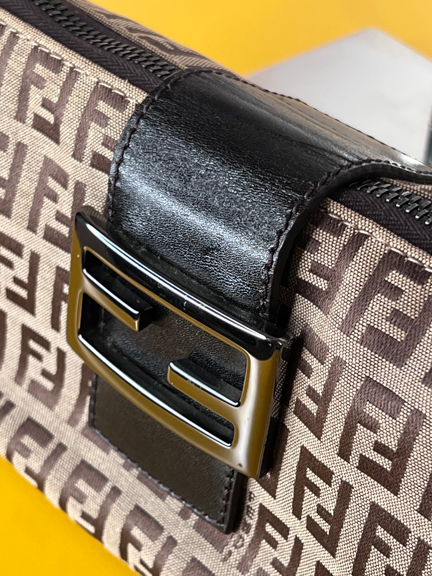 Fendi Mini Baguette Beige/Brown