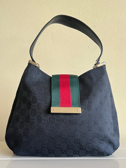 Gucci Hobo magnetic web
