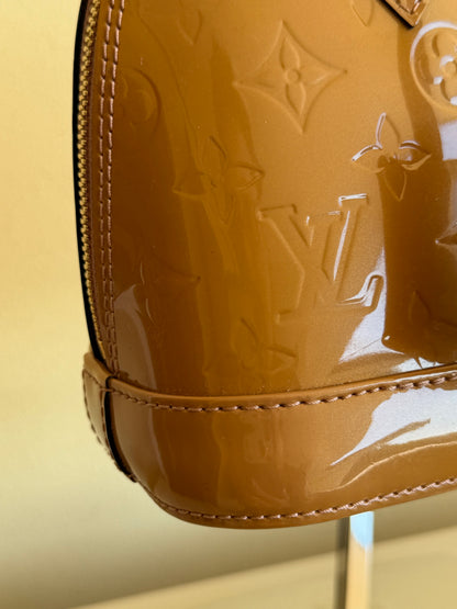Louis Vuitton Alma BB Vernis