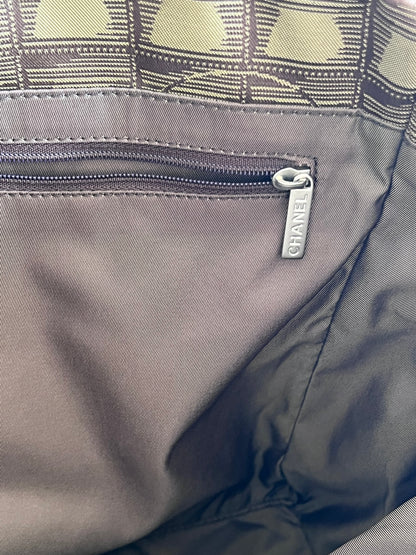 Chanel new travel light  Khaki
