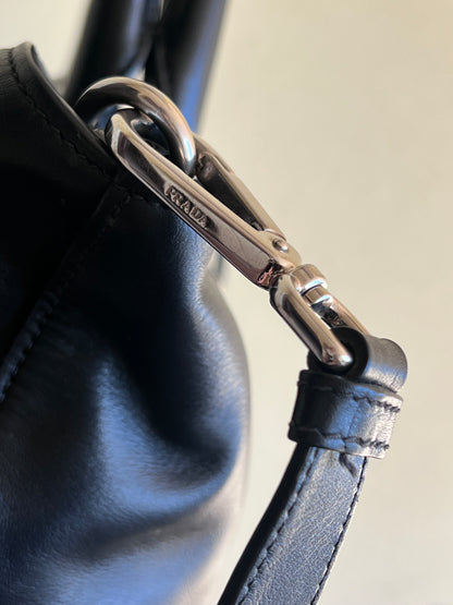 Prada tote nera con tracolla