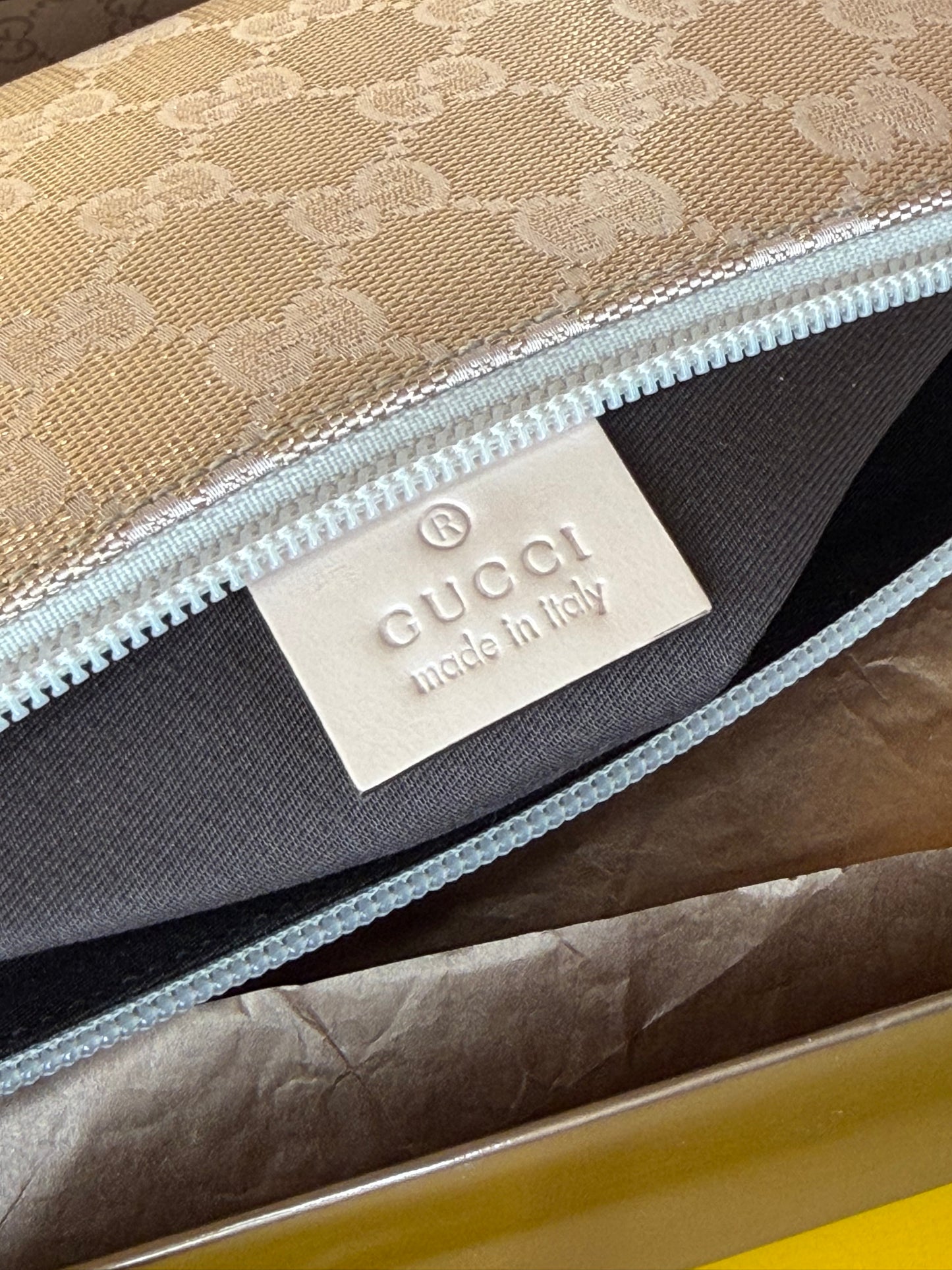 Gucci Pretty boat gold/rose