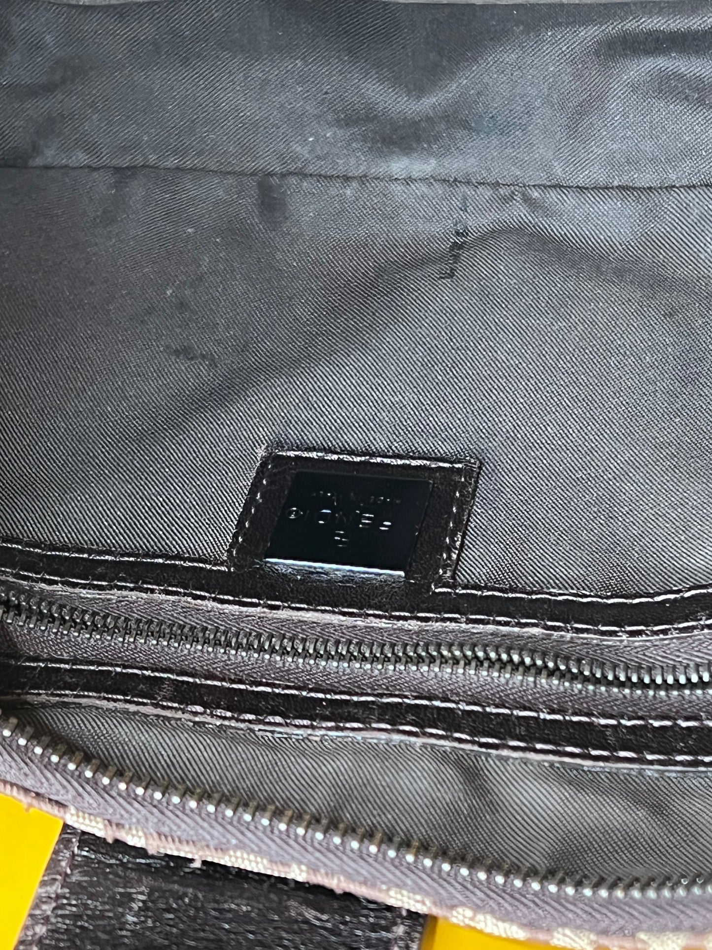 Fendi Croissaint Beige/marrone