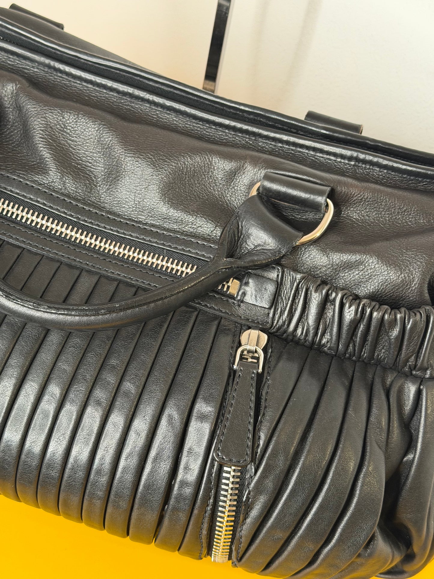 Miu Miu tote nera