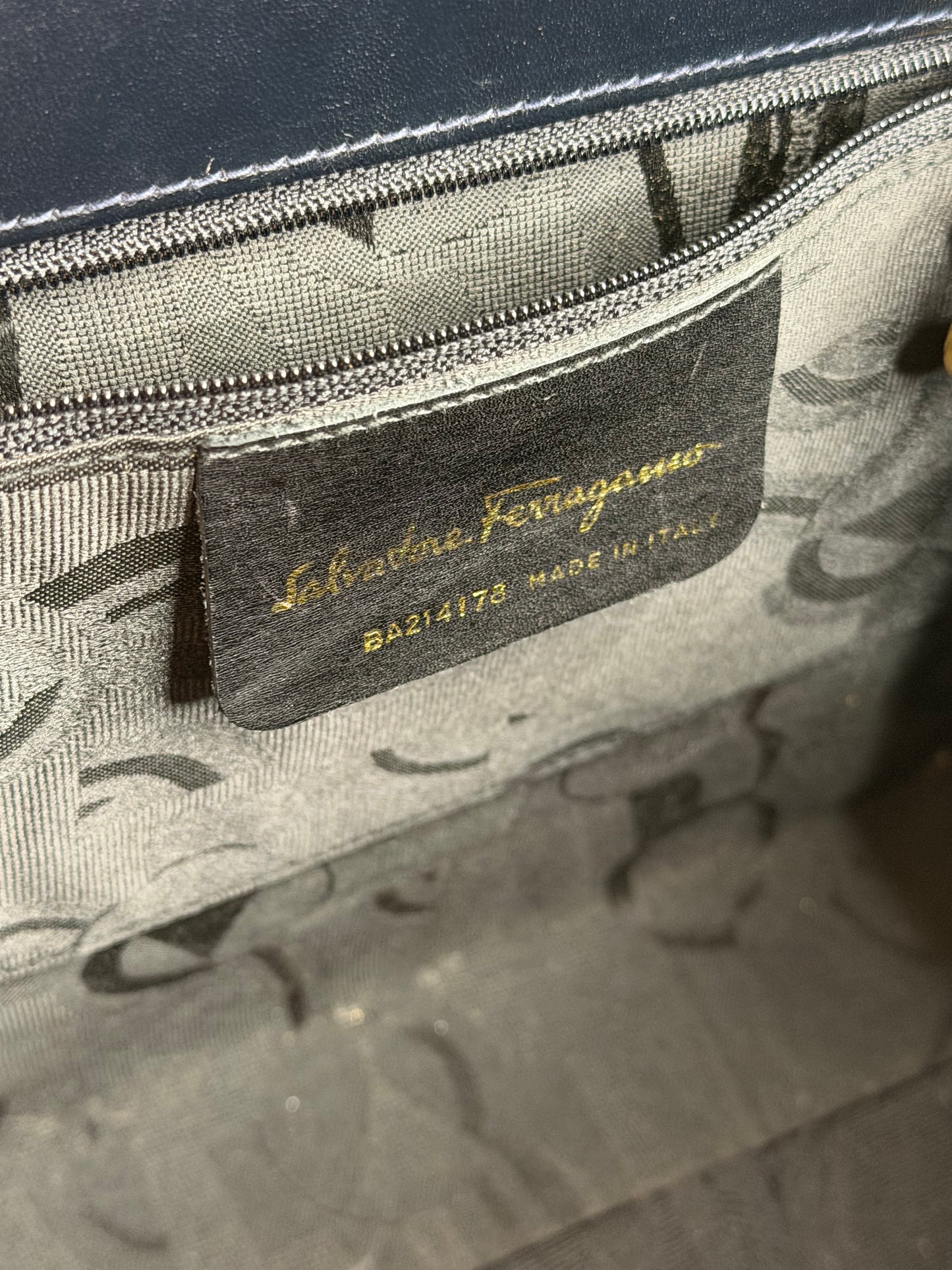 Salvatore Ferragamo Vara blu