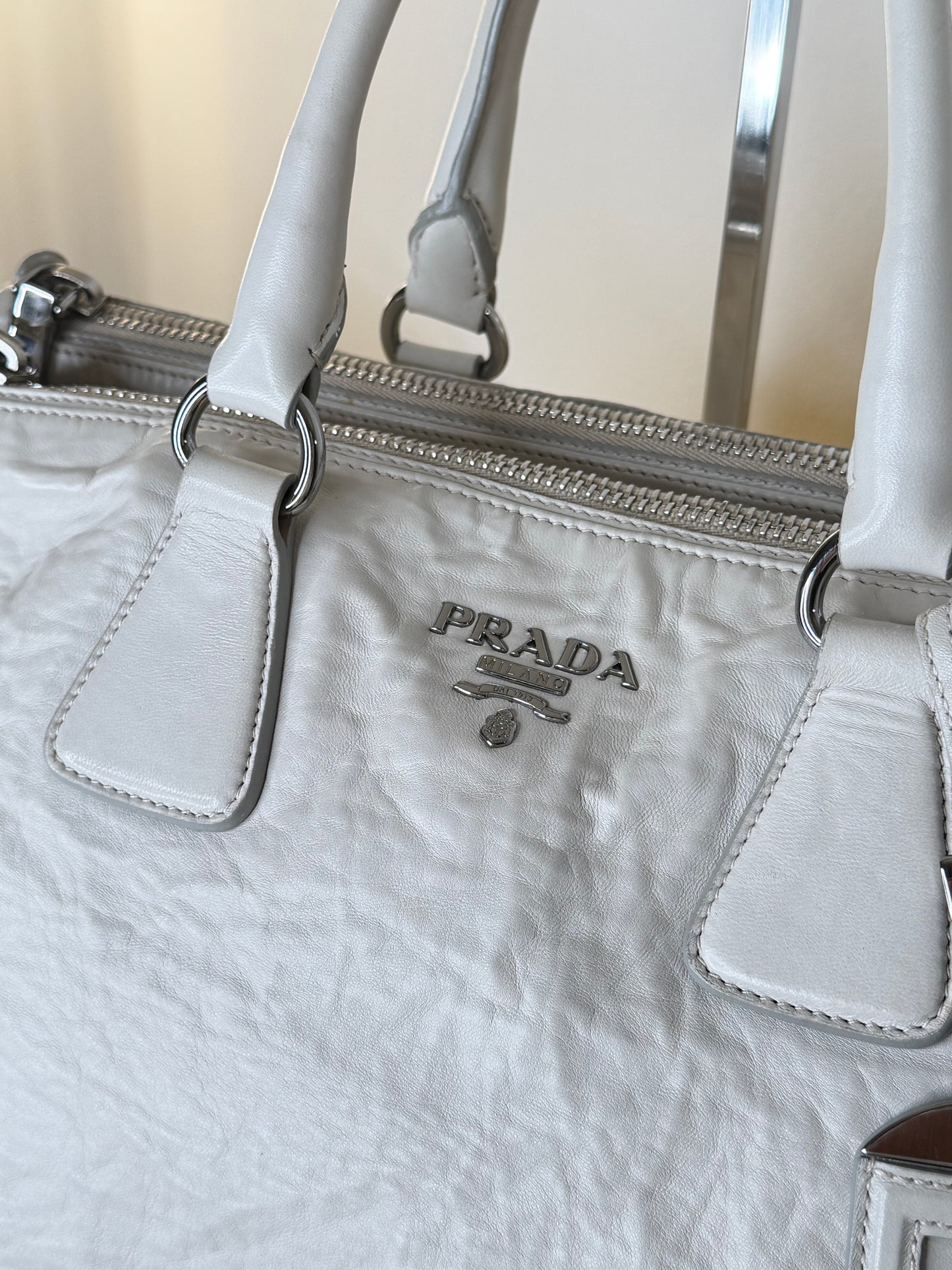 Prada Hobo Color Ghiaccio