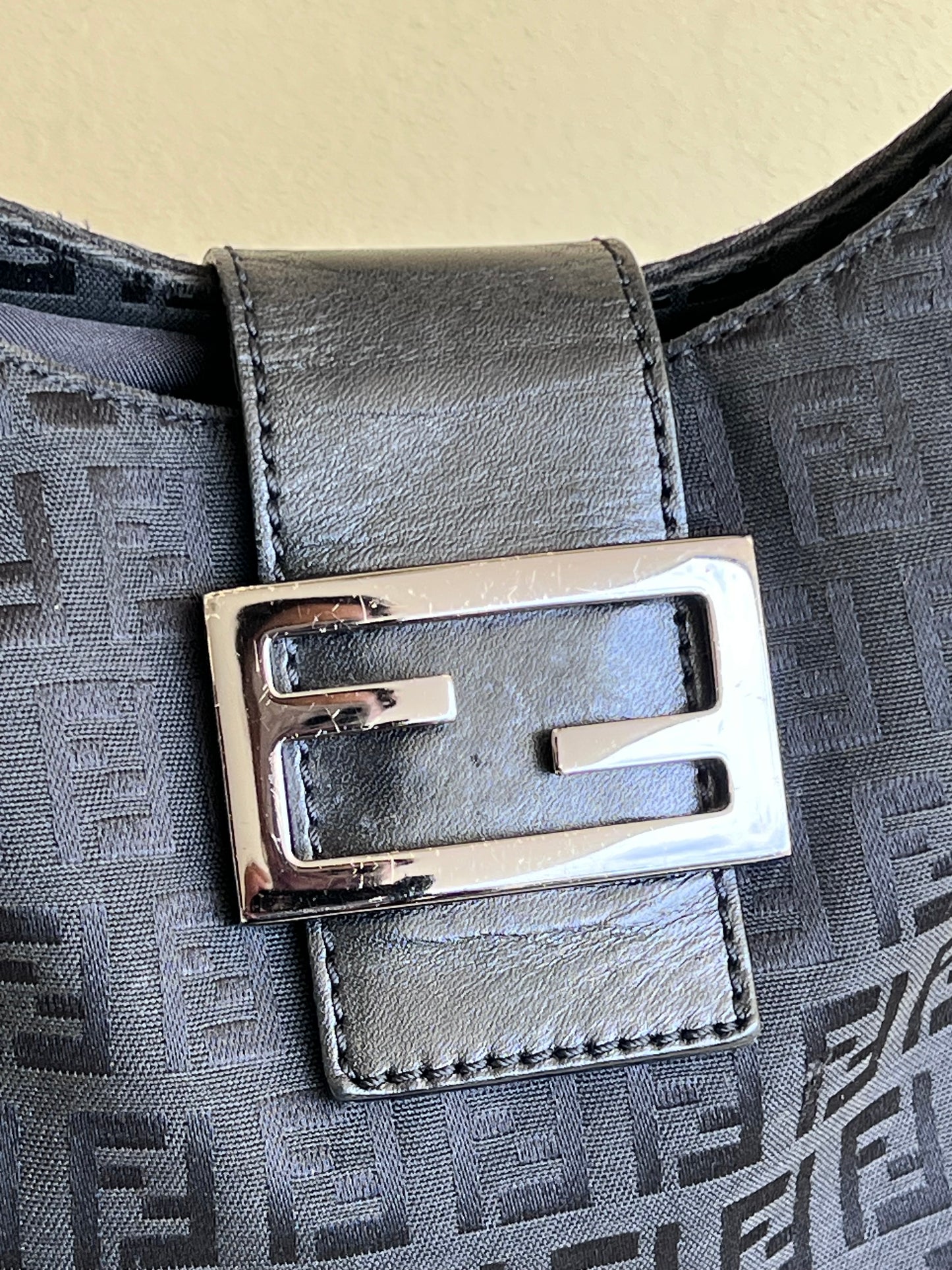 Hobo Fendi Zucchino