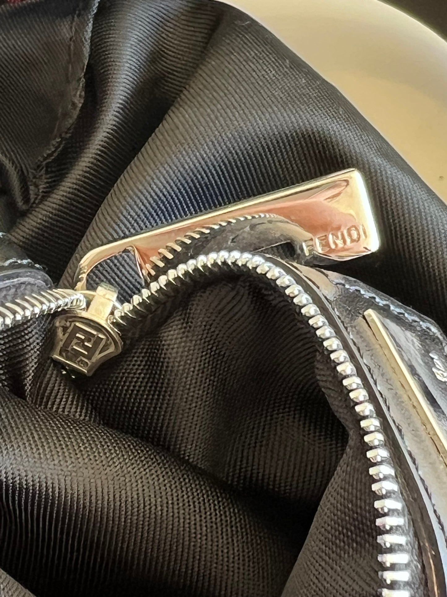 Fendi baguette Double Flap rossa/nera