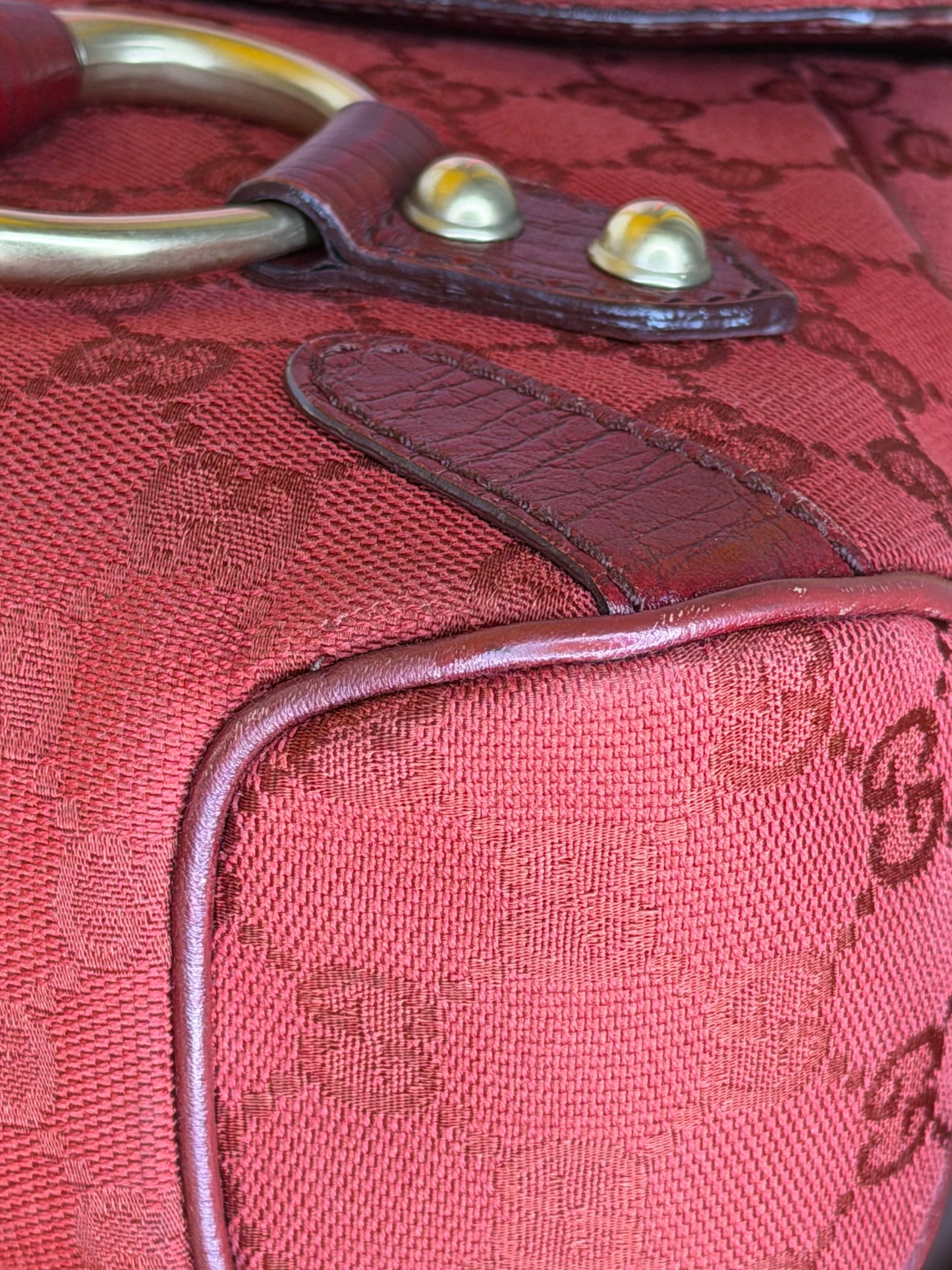 Gucci Horsebit red