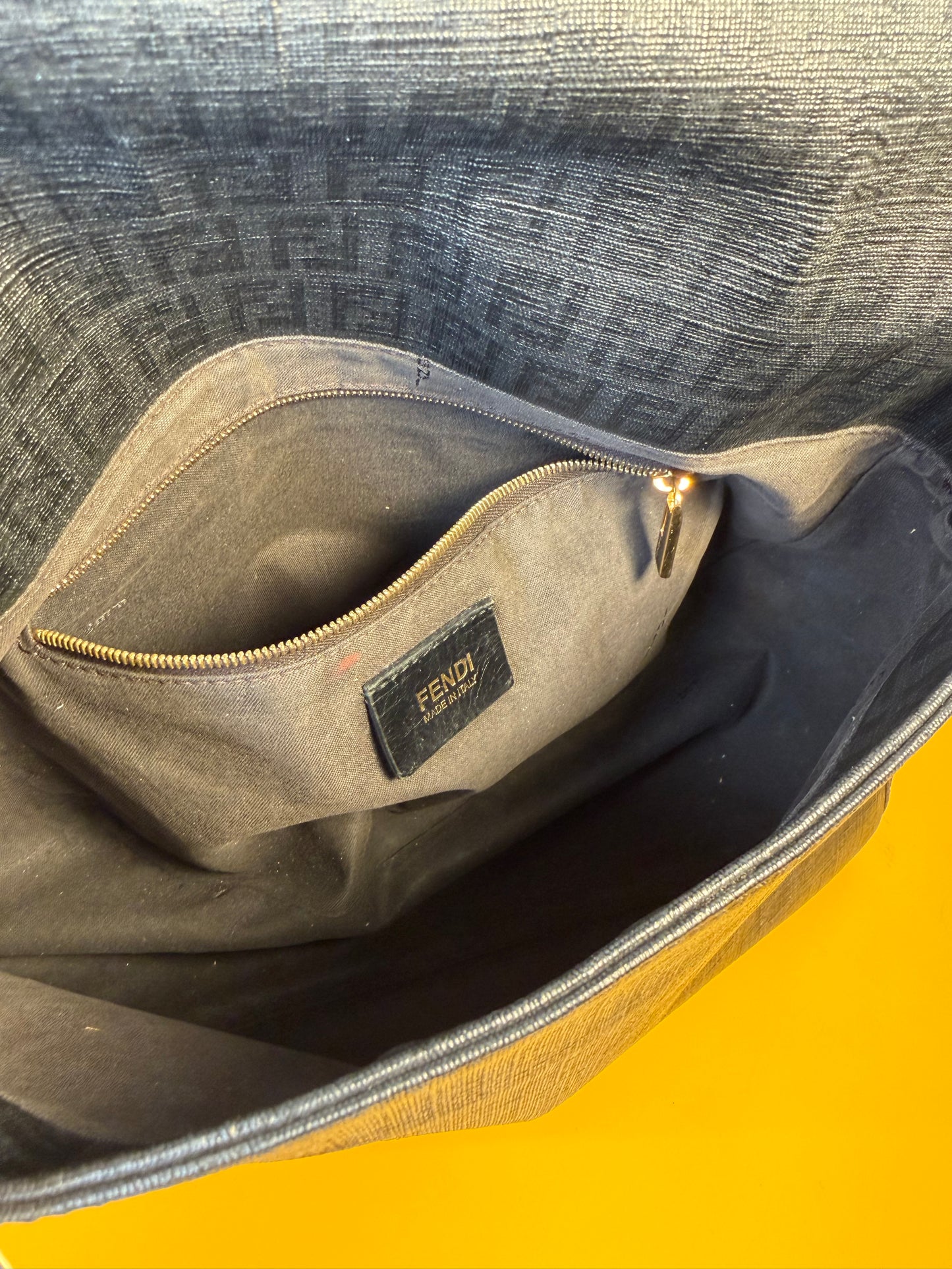 Fendi Mamma Tessuto Roll Nera