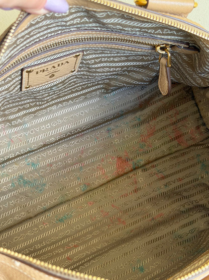 Prada Vit.Daino Beige