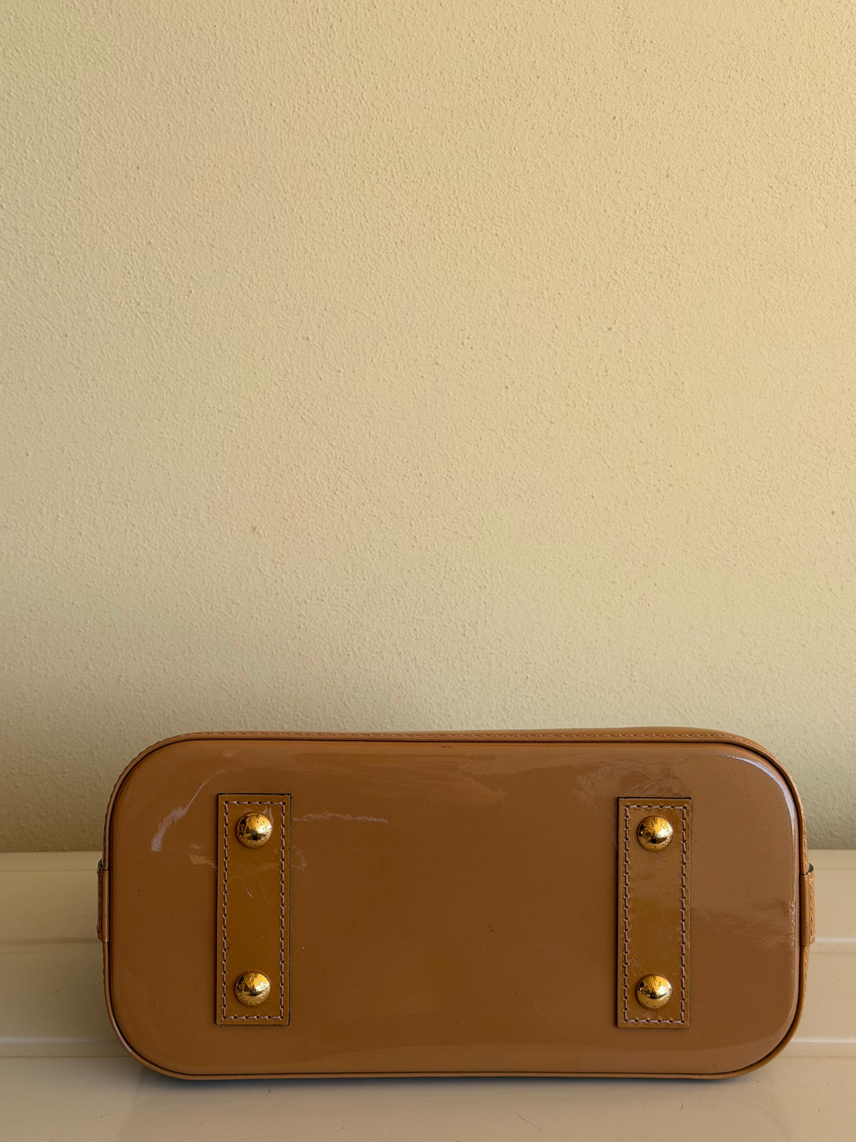 Louis Vuitton Alma BB Vernis