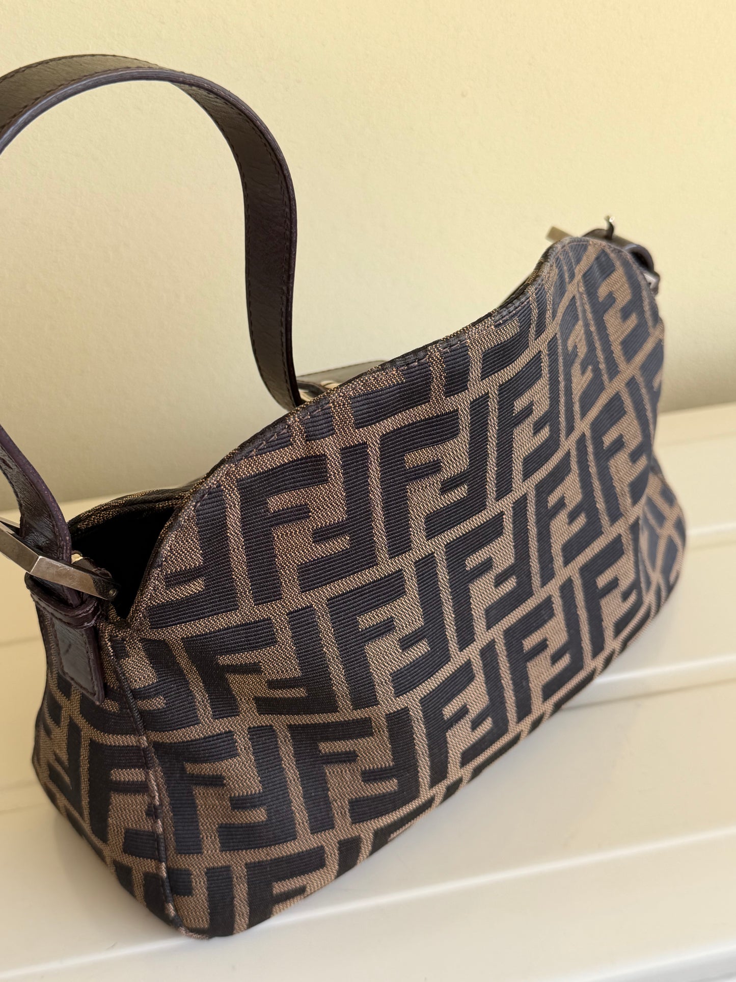 Fendi baguette double flap zucca