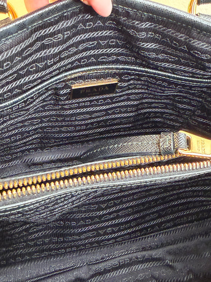 Prada tessuto e pelle Saffiano