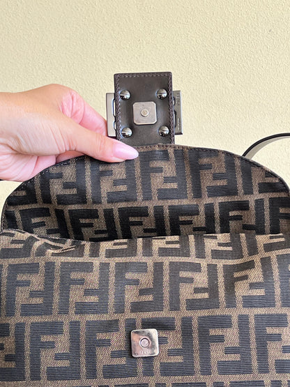 Fendi baguette Double Flap Zucca