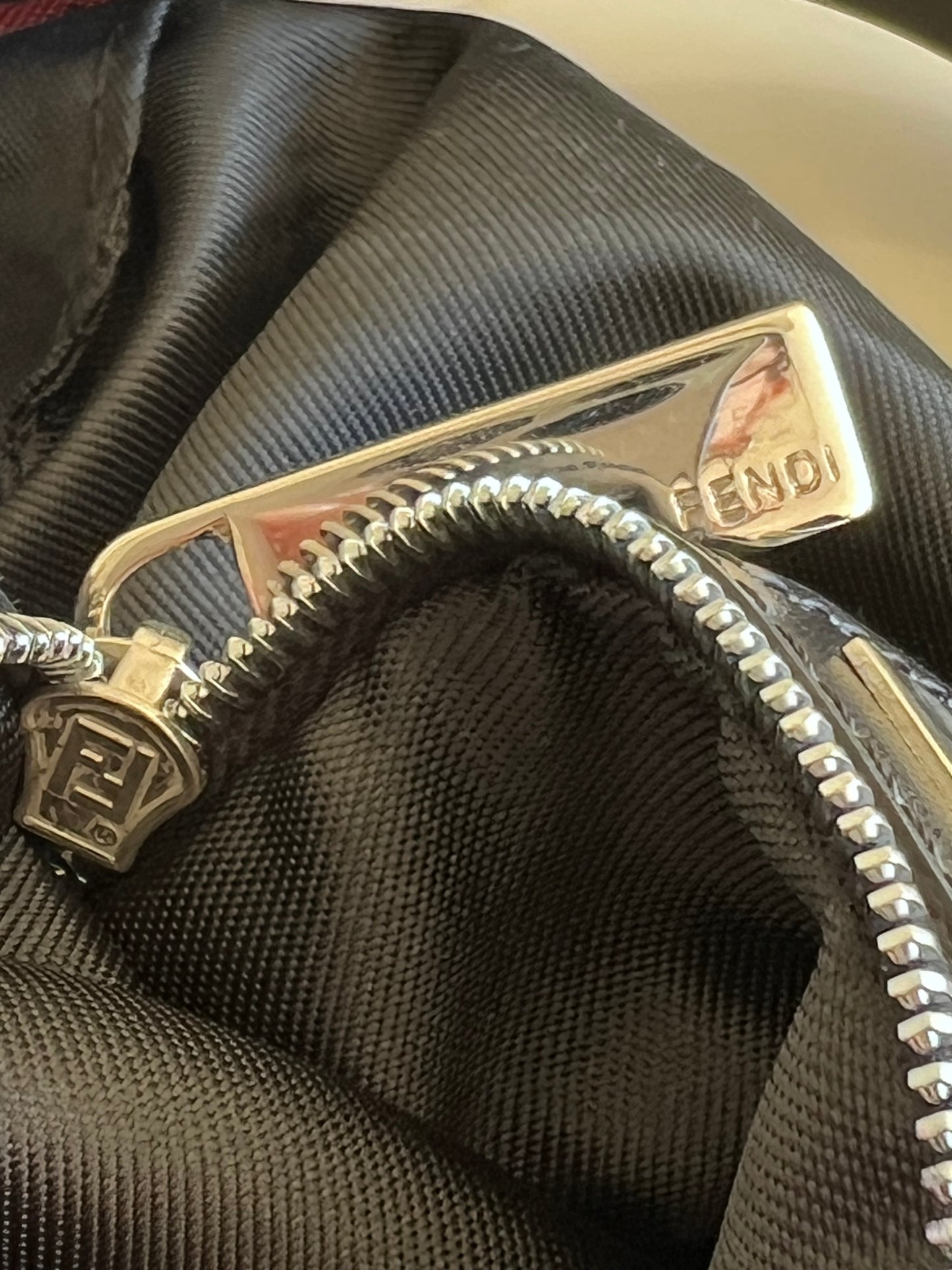 Fendi baguette Double Flap rossa/nera