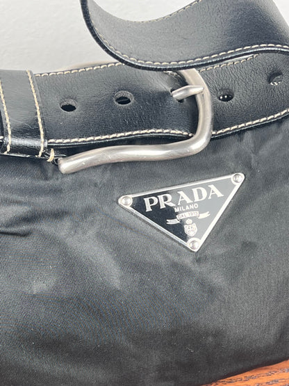 Prada impunture a contrasto