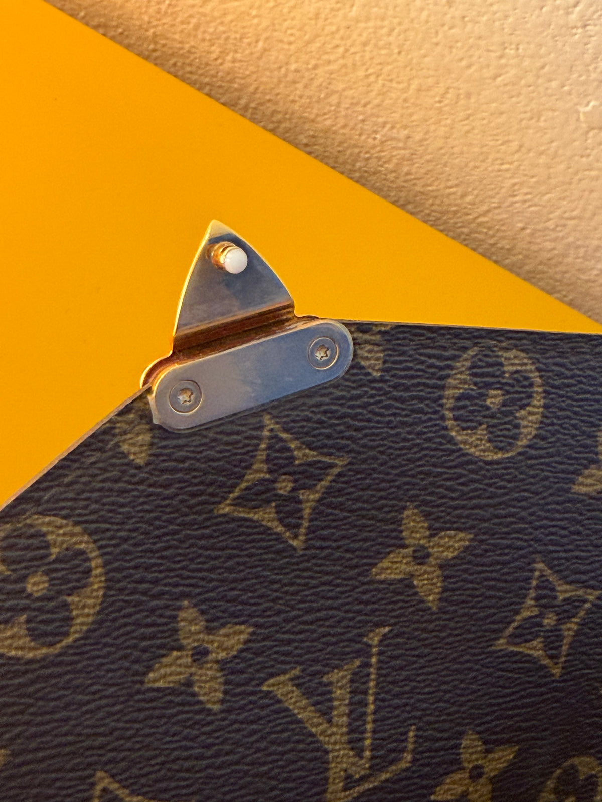 Louis Vuitton Metis