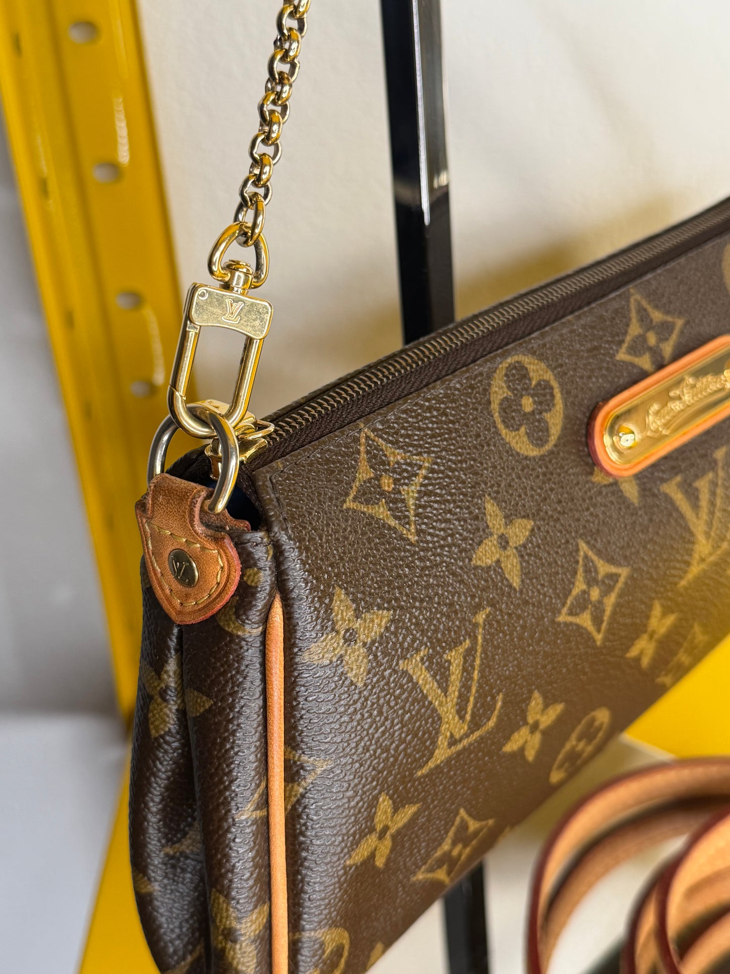 Louis Vuitton Pochette Eva