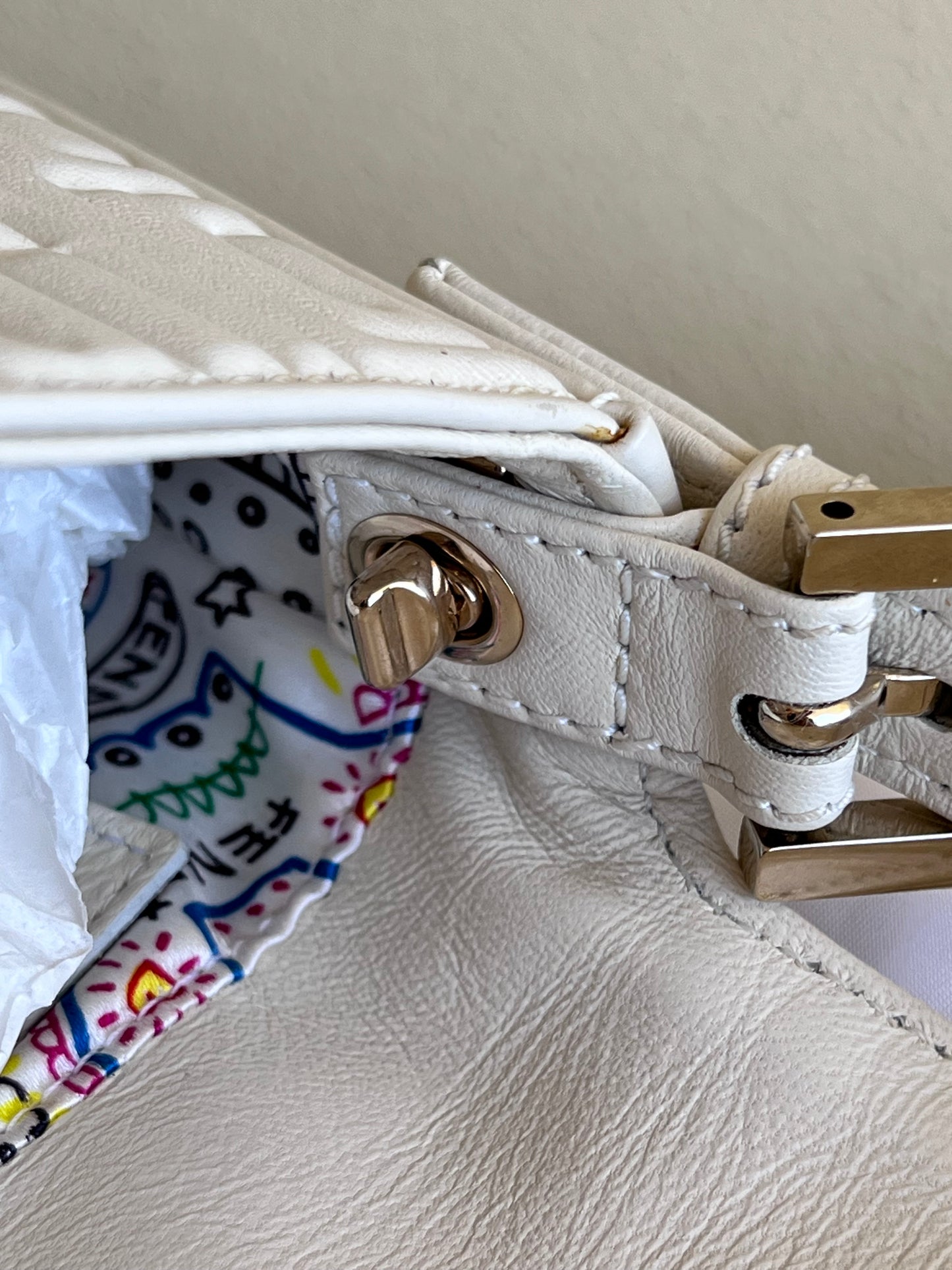Fendi Baguette Nappa Bianca