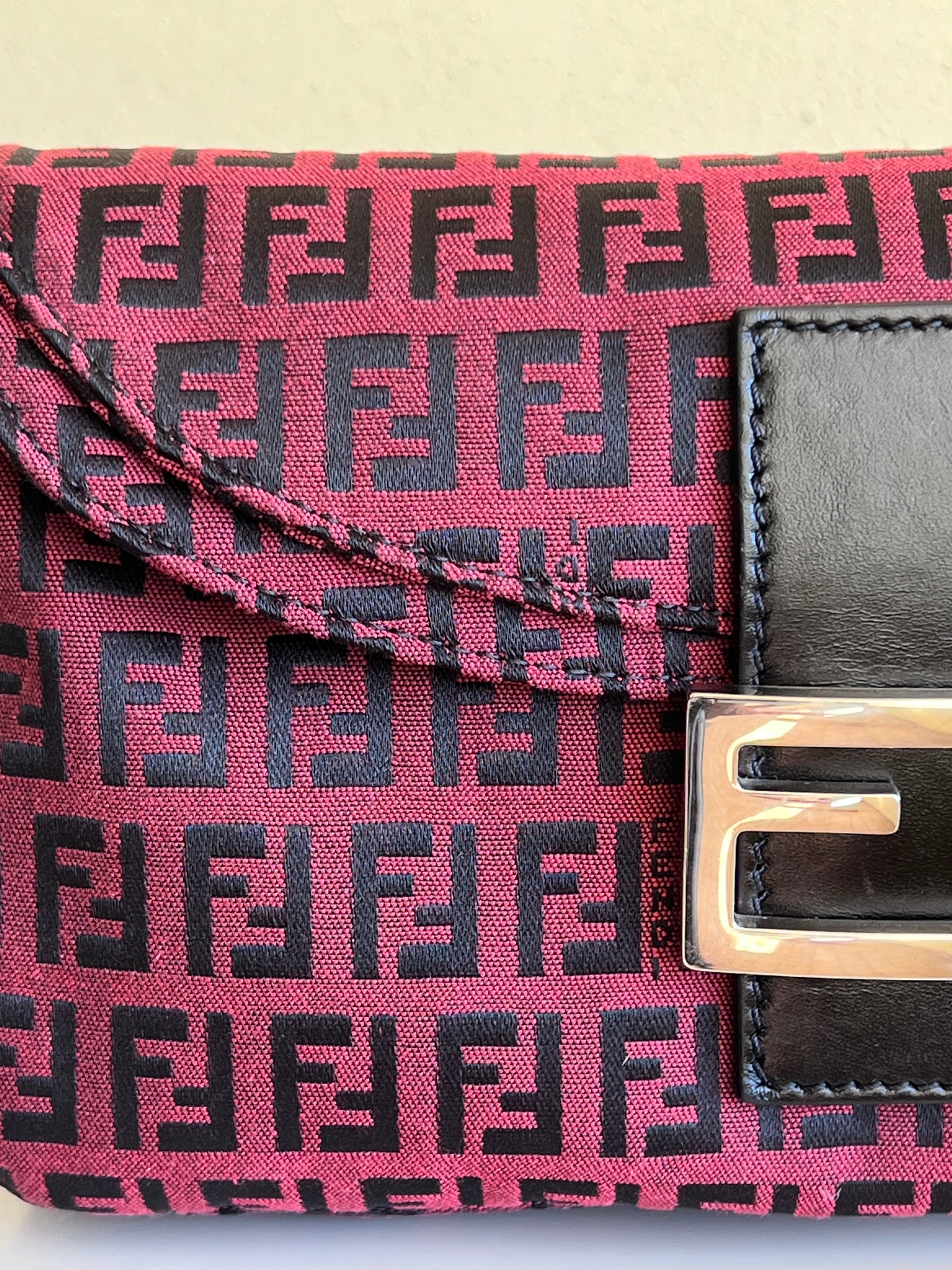 Fendi baguette Double Flap rossa/nera