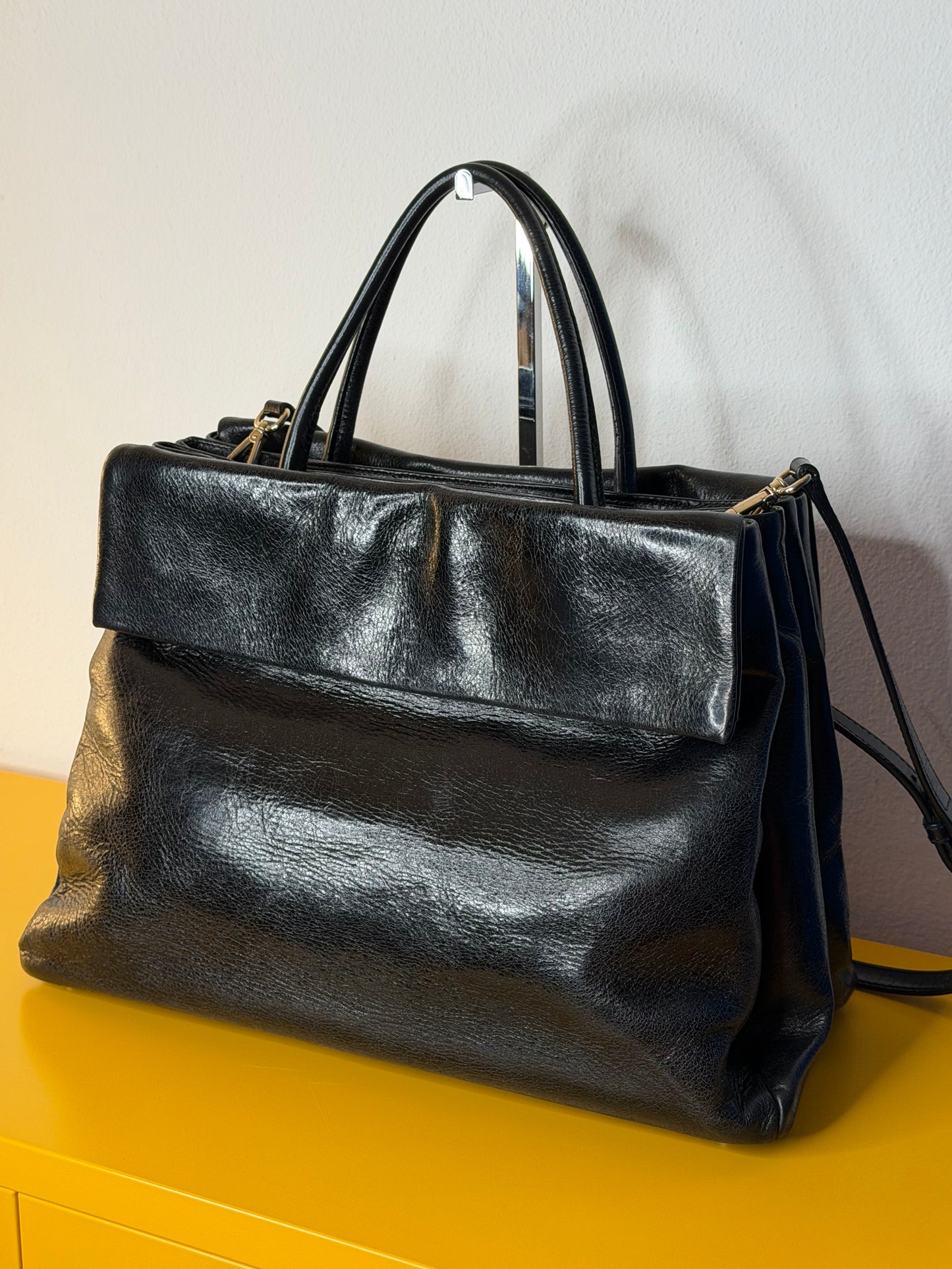 Miu Miu tote vitello lux