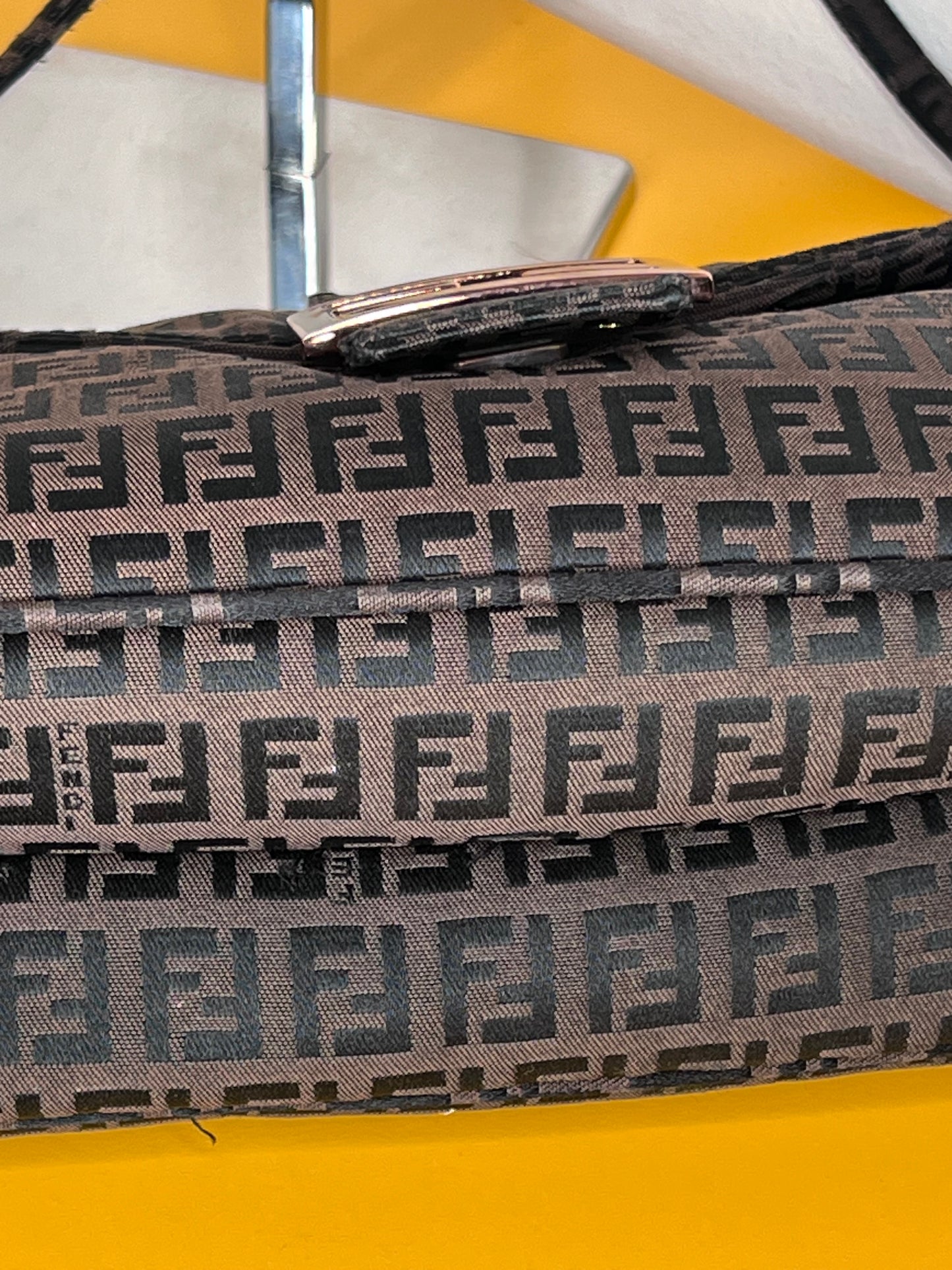 Fendi Baguette Marrone Double Flap