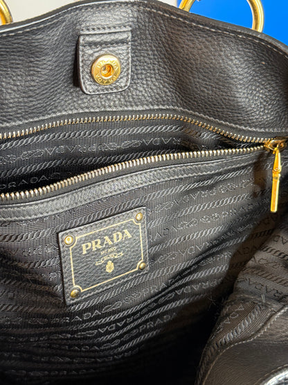 Prada tote con tracolla