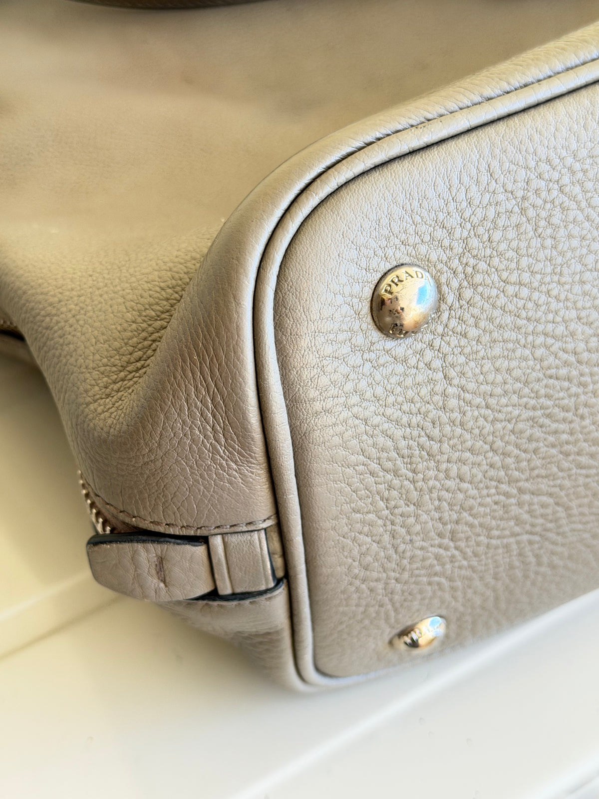 Prada Vitello Daino Shopper