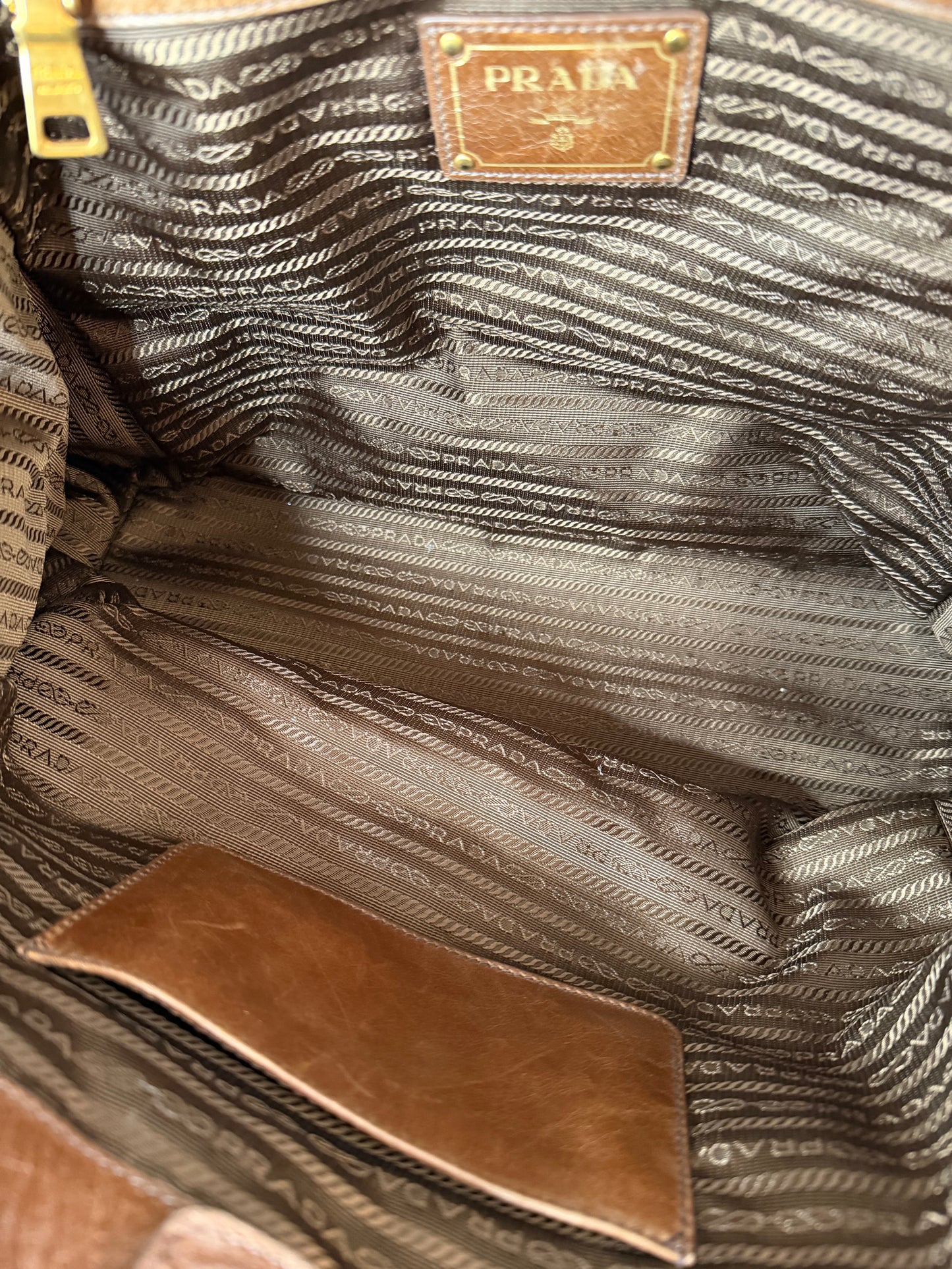 Prada tote nocciola