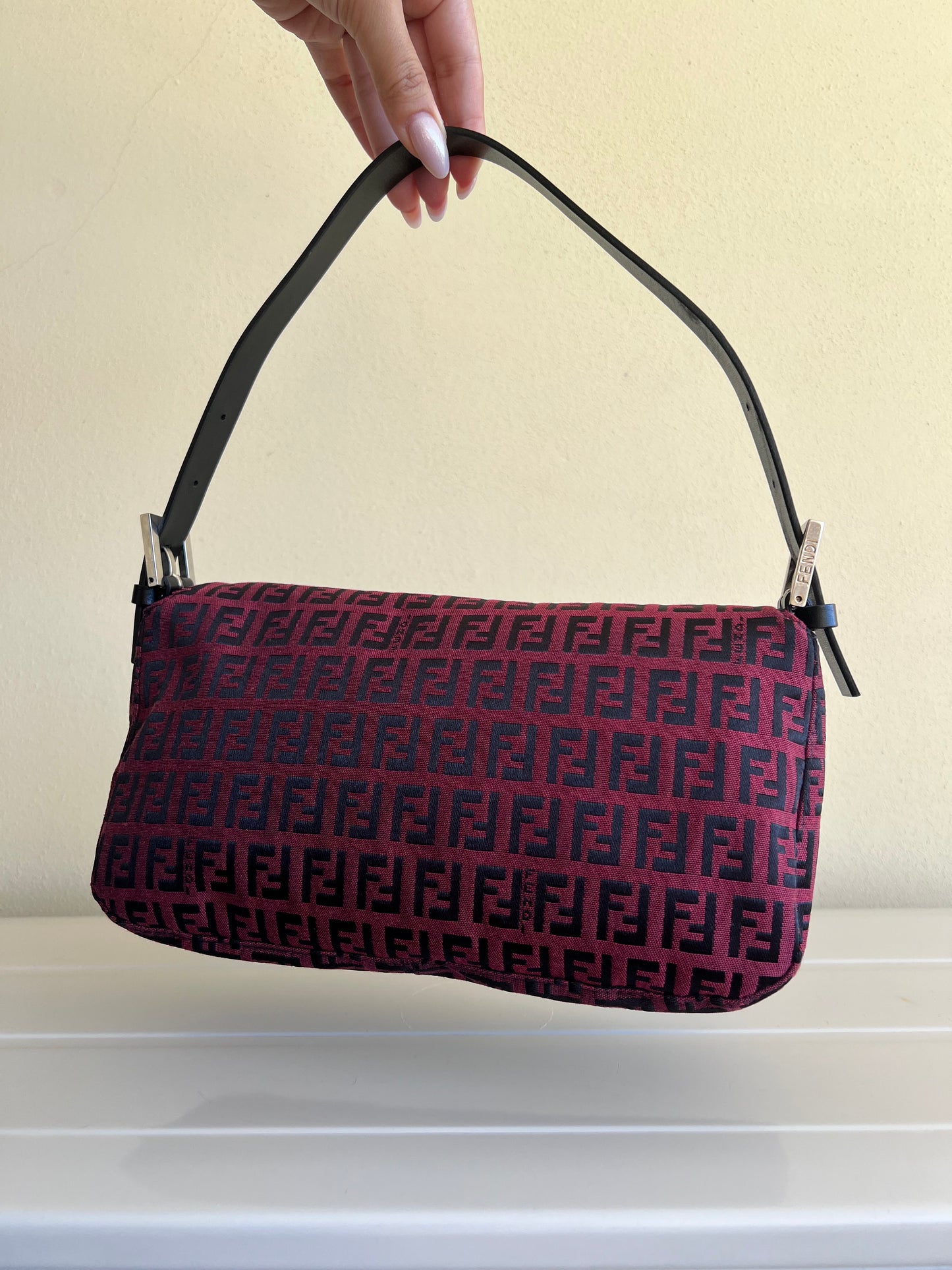 Fendi baguette Double Flap rossa/nera