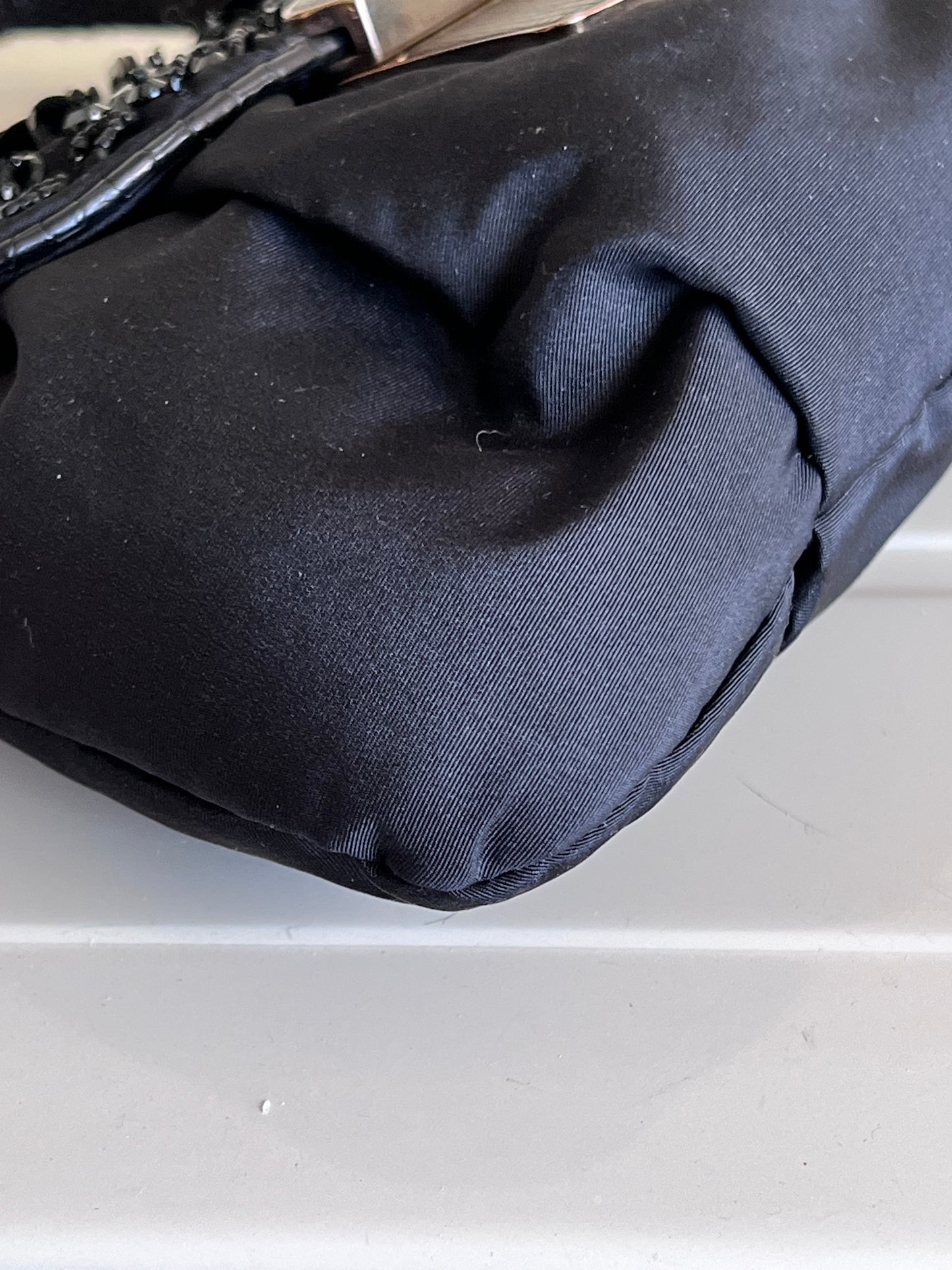 Prada Faille ricamo nera