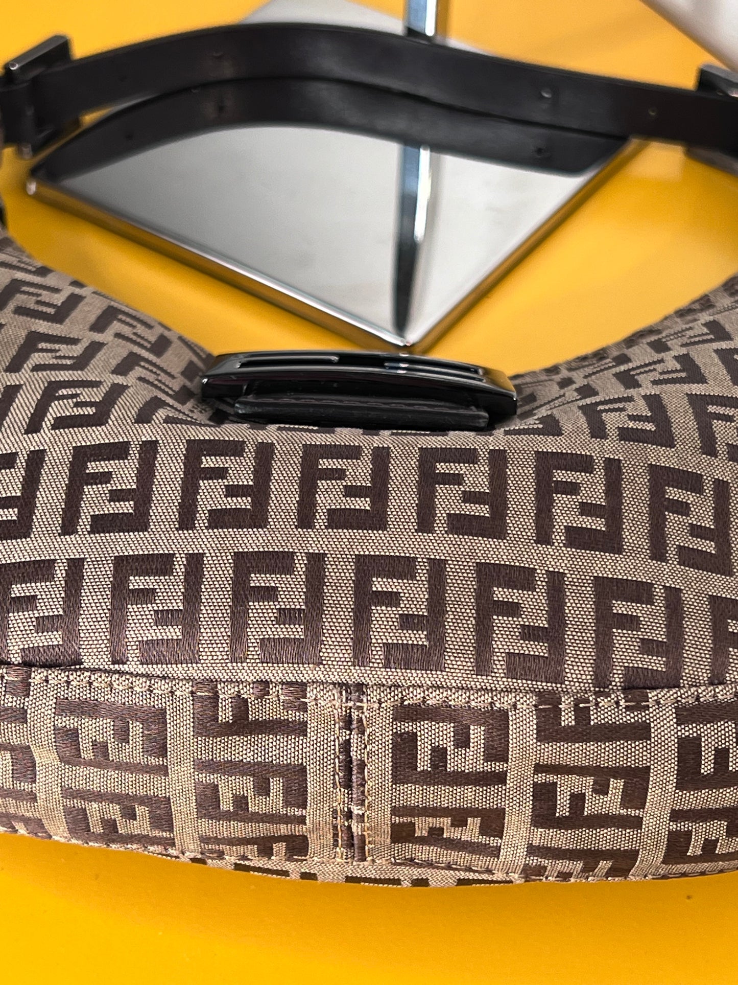 Fendi Croissaint Beige/marrone