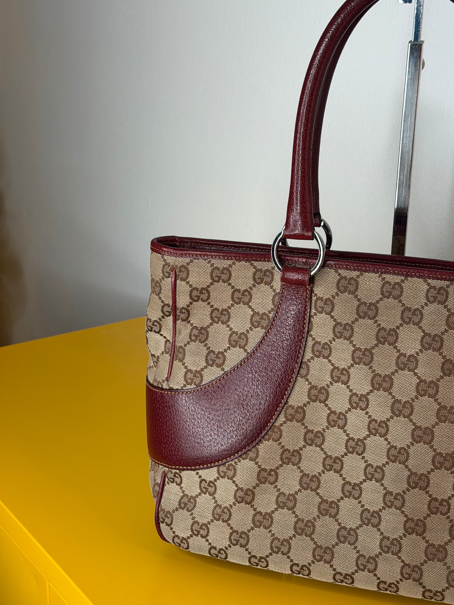 Gucci Shoulder Bag