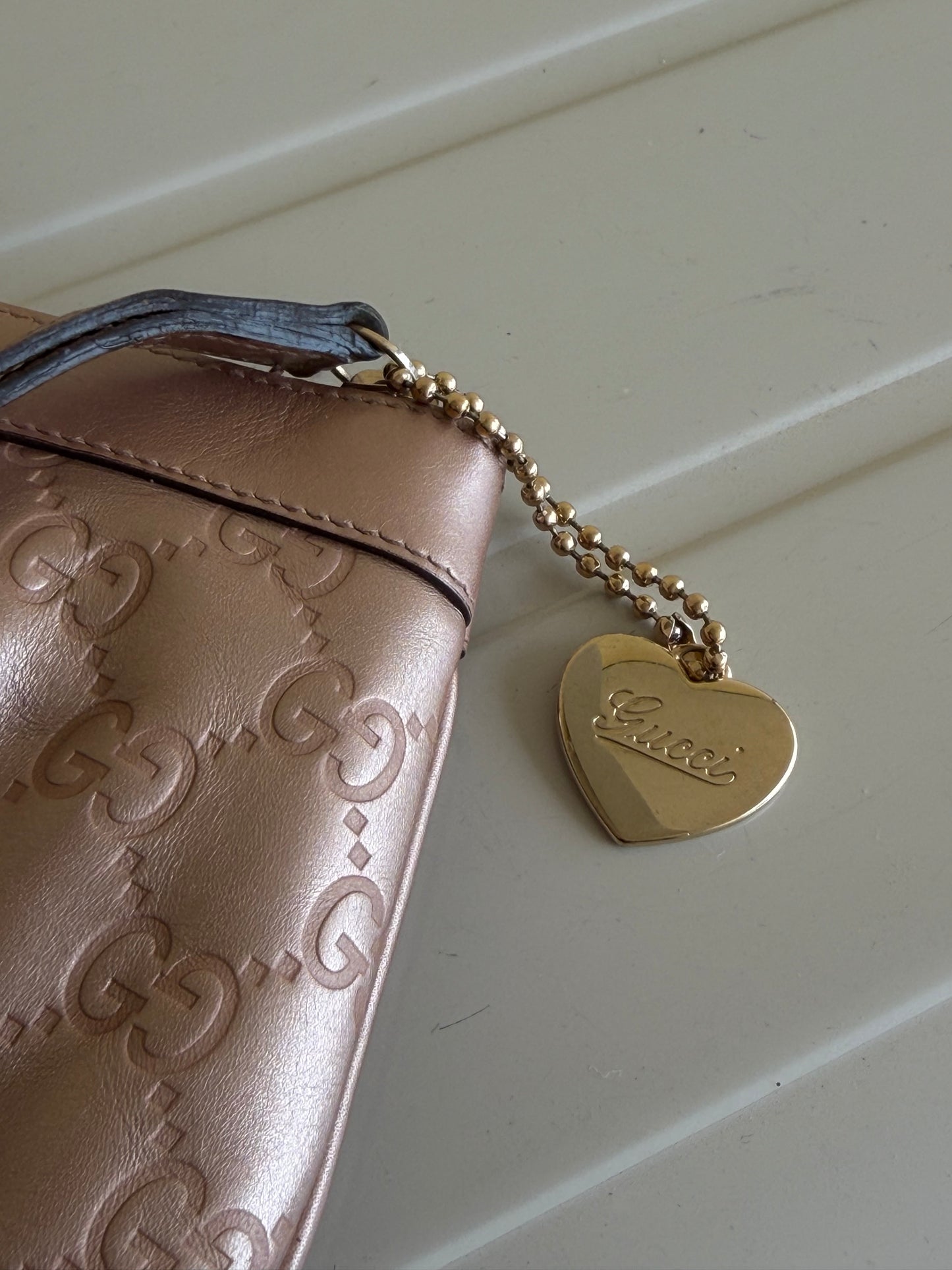 Gucci Pouch charmy