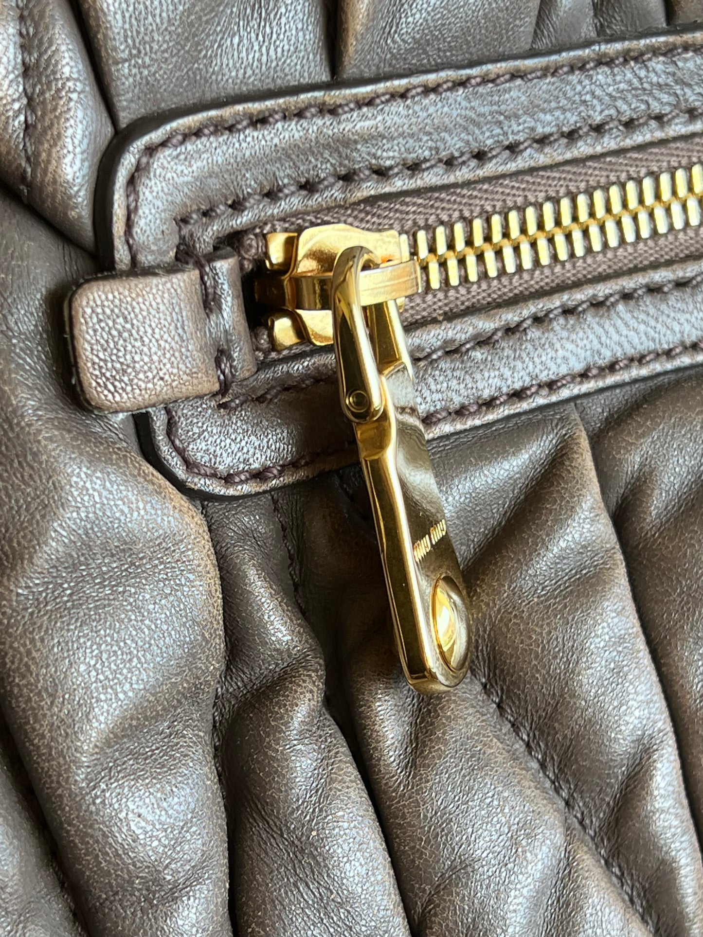 Miu Miu pattina matellassè
